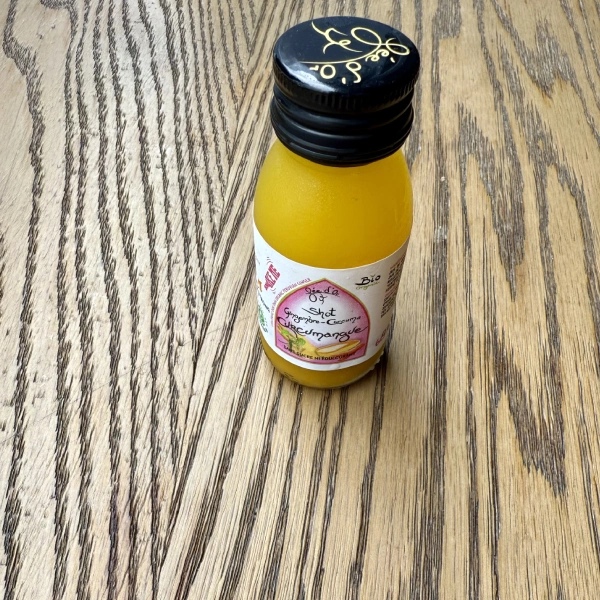 Ginger shot mango & curcuma